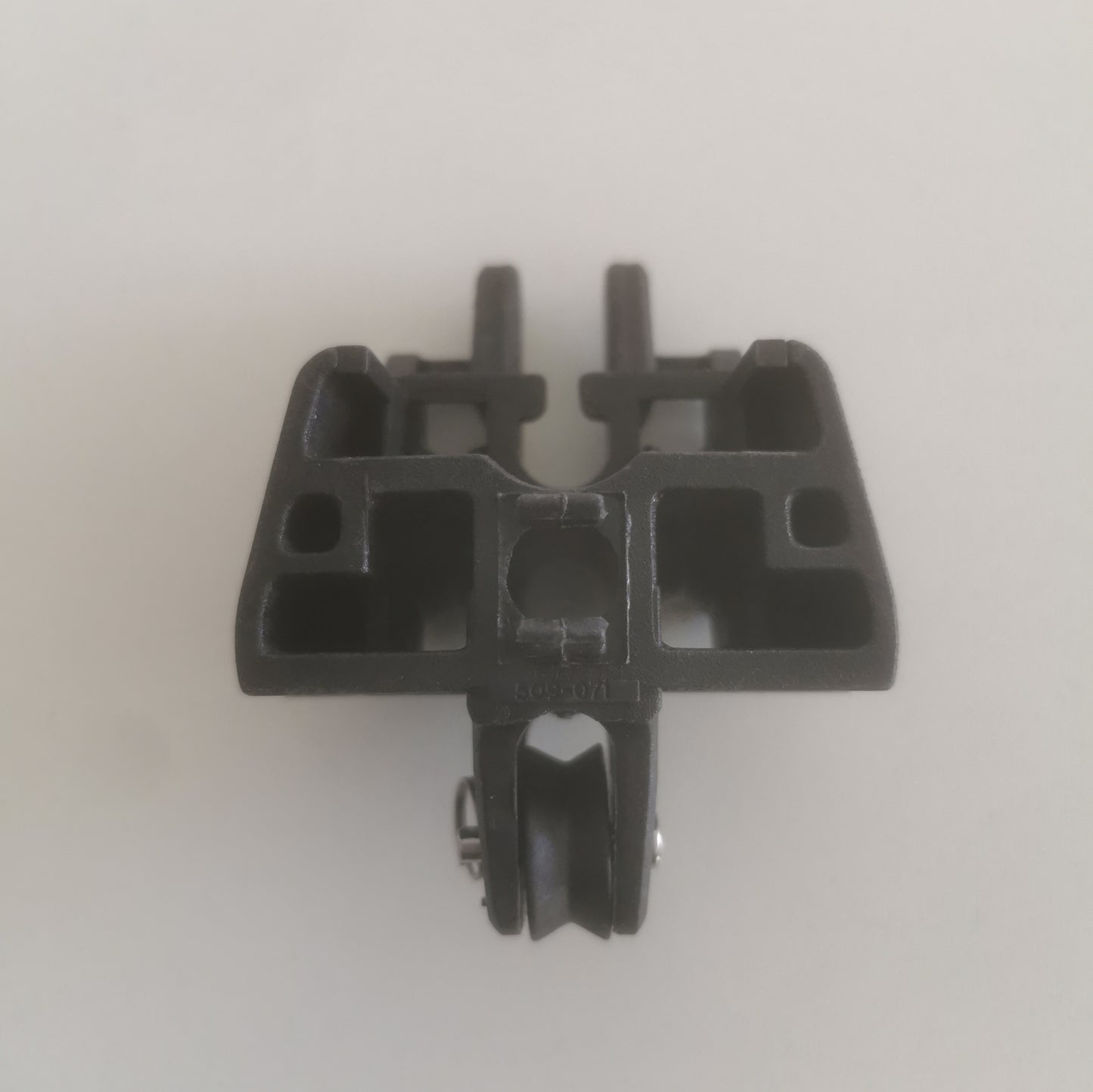 Lümmelaufnahme für Seldén/Proctor Dinghy-Aluminium-Mastprofile mit griechischen Namen