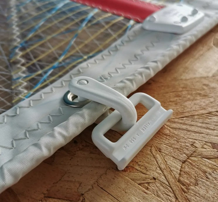 Mastrutscher T-Profil Nylon 14mm weiß